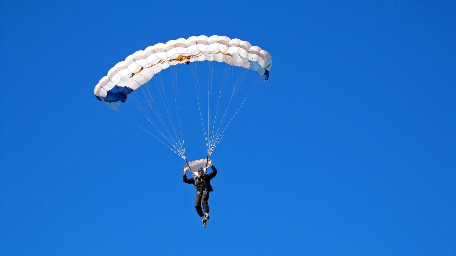 “三叉湖校区：滚球运动让观众领略不一样的竞技魅力”